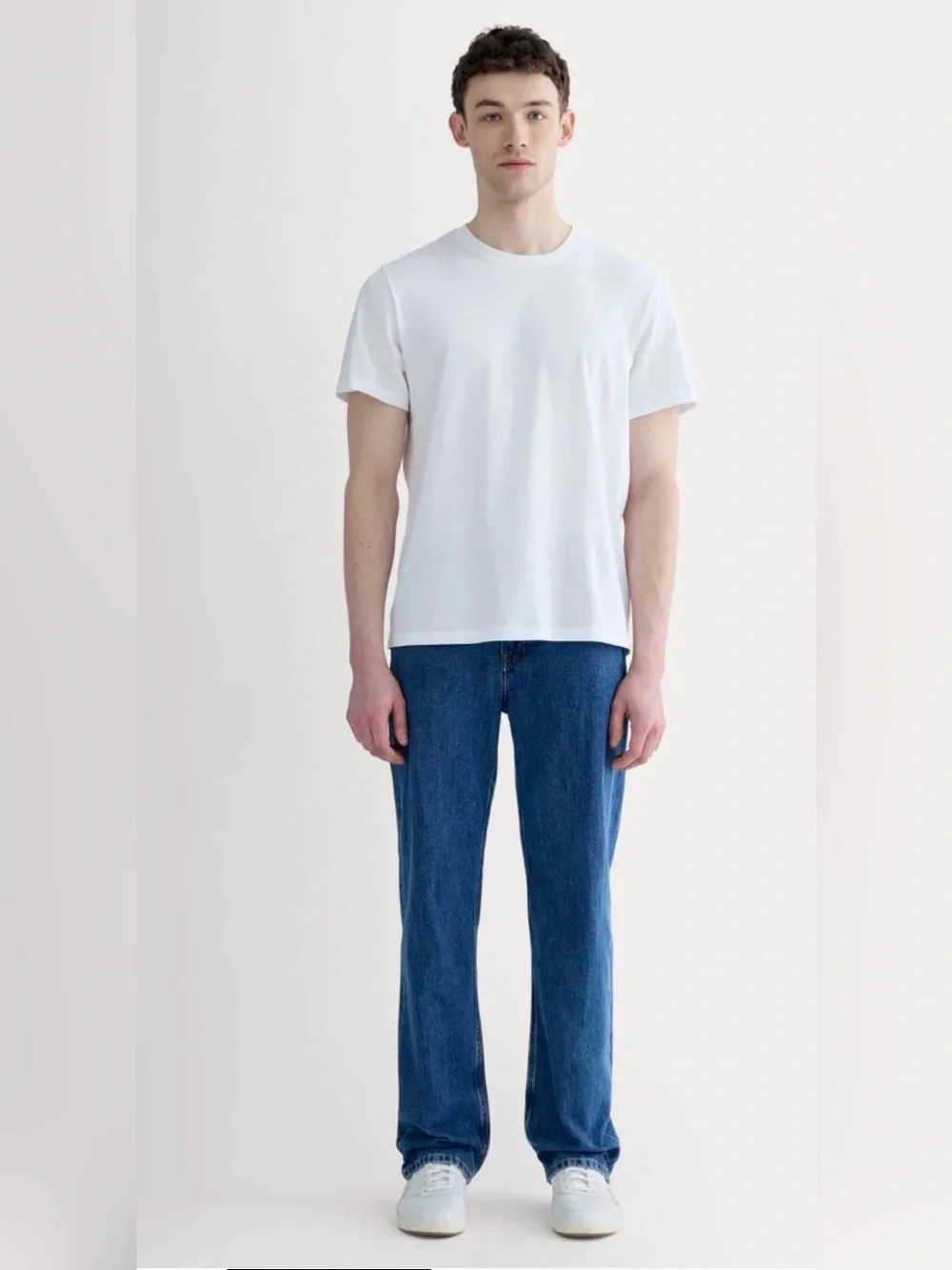 New Everlane THE PREMIUM-WEIGHT CREW Uniform in White Size XS - Picture 11 of 11
